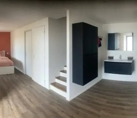 Le Chant Des Verdiers Holiday home Saint-Aubin-de-Nabirat