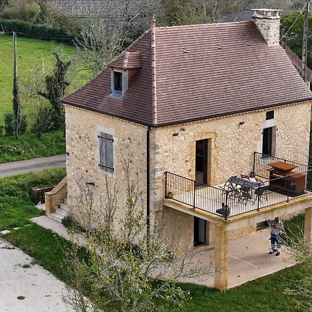 Le Chant Des Verdiers Holiday home *