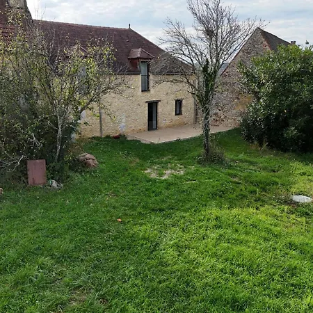 Le Chant Des Verdiers Holiday home *
