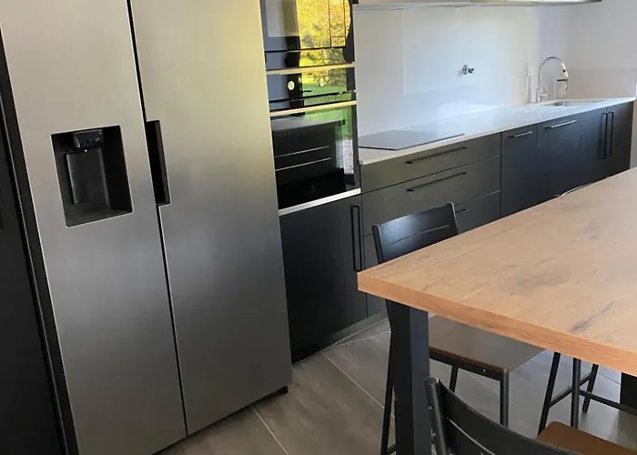 Le Chant Des Verdiers * Saint-Aubin-de-Nabirat